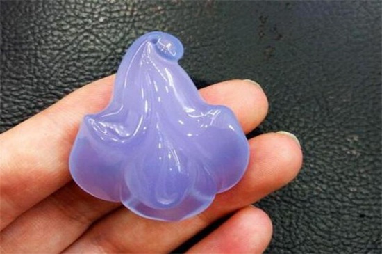 玉髓能戴着洗澡吗 第3张