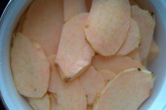 烤箱无油烤红薯片方法 第3张