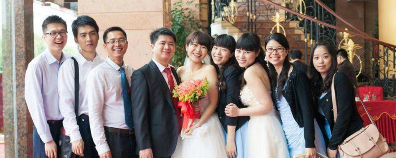 参加婚礼可以穿绿色吗 第1张