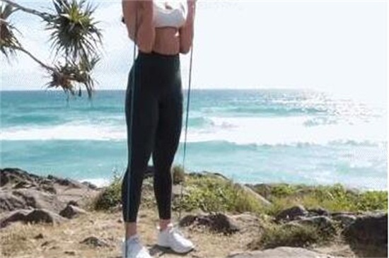 弹力绳能练出翘臀吗 第5张