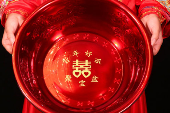 结婚为什么需要红脸盆 第3张