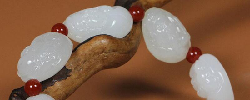 羊脂白玉与和田白玉有区别吗? 第1张