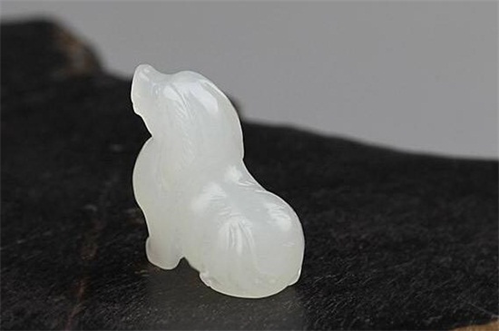 羊脂白玉与青白玉区别 第3张