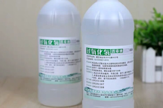 黄衣服染色怎么洗掉 第3张