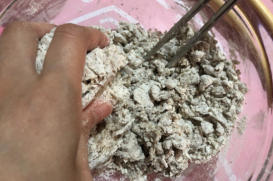 如何发酵纯全麦面粉（全麦面粉发酵的方法） 第3张