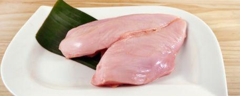 怎么炸鸡胸肉又酥又脆（鸡胸肉怎么炸才酥脆肉嫩小窍门） 第1张