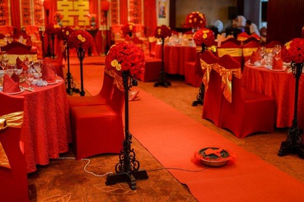 十二周年结婚是什么婚（结婚十二周年属于什么婚） 第5张