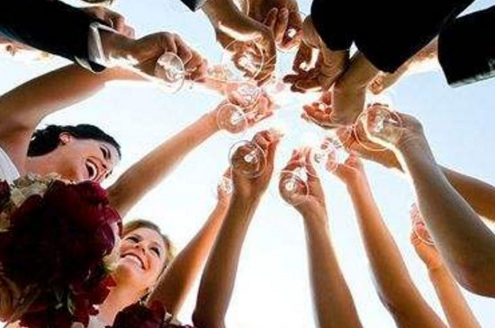 新人敬酒时不换杯子吗 第5张