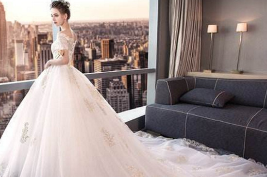 西式婚礼可以穿中式的敬酒服么 第5张