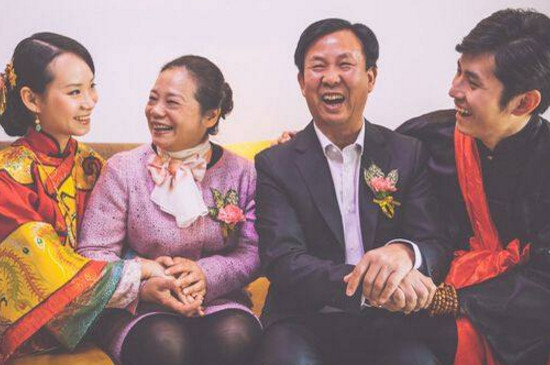 结婚父母穿什么衣服 第5张