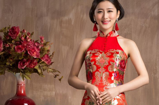 结婚穿几套衣服 第5张