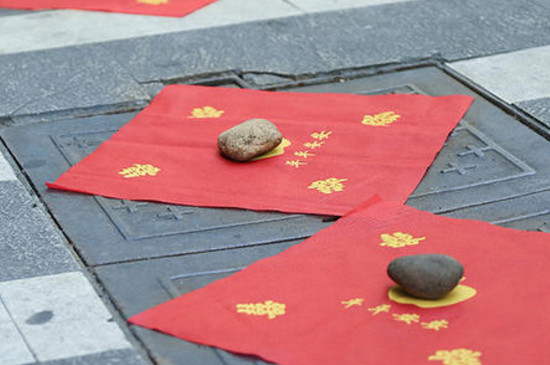 结婚为什么贴红纸 第5张
