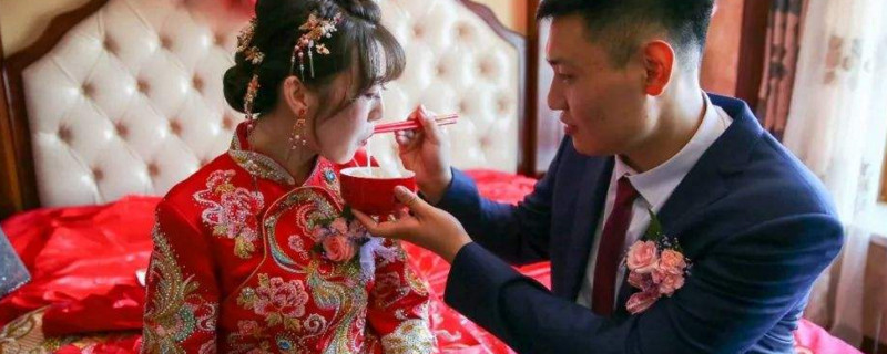 结婚为什么吃宽心面 第1张