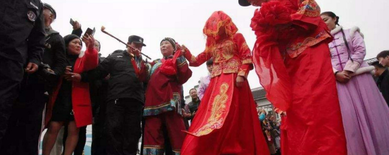 结婚为什么要跨过火盆 第1张