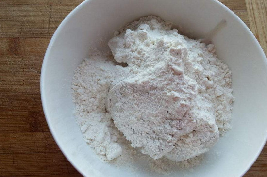 年糕鱼怎么蒸不变形 第3张