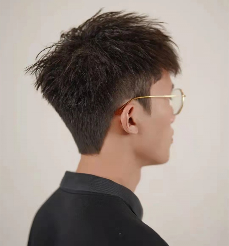 换来换去还是这几种发型养眼，小帅哥大叔都适合，精干更有男人味 第9张