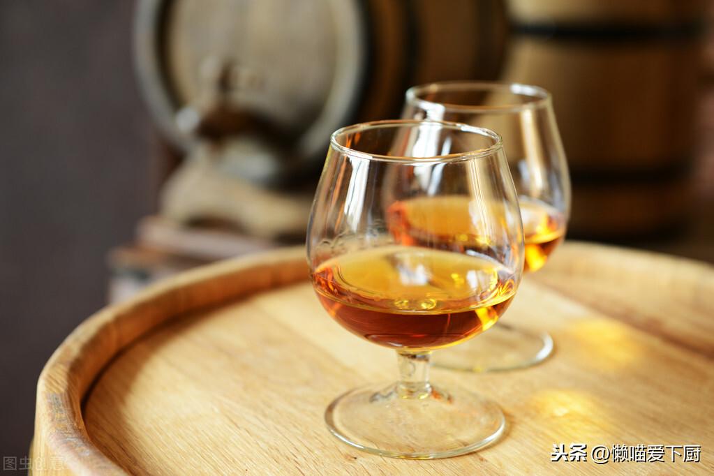 “白兰地”有保质期吗？应该加热喝，还是加冰喝？涨知识了 第3张