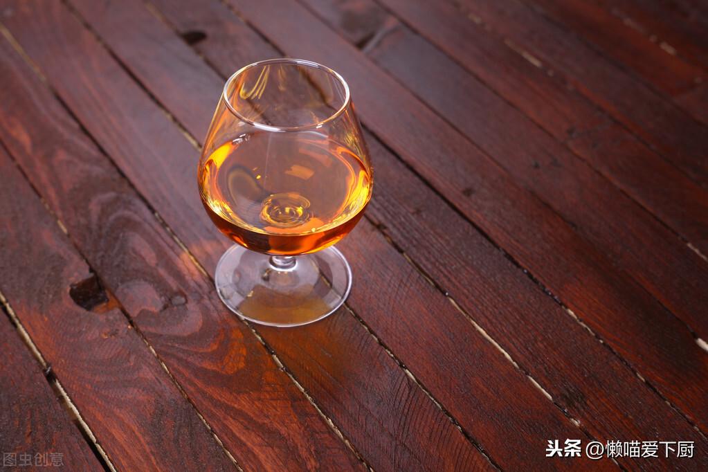 “白兰地”有保质期吗？应该加热喝，还是加冰喝？涨知识了 第11张