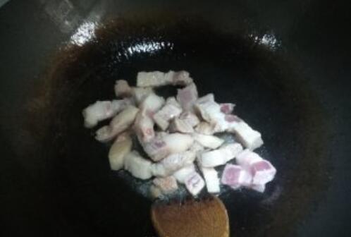 墨鱼干烧五花肉的做法步骤：3 第5张