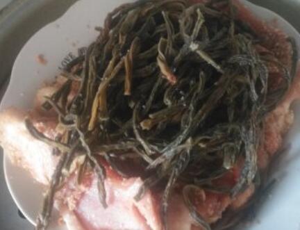腐乳米粉蒸肉的做法步骤：5 第9张