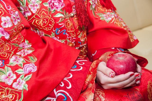 订婚习俗有哪些「订婚，过礼、结婚全流程盘点」 第5张