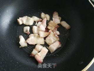 五花肉炒紫甘蓝的做法步骤：4 第7张