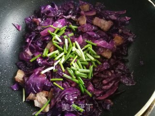 五花肉炒紫甘蓝的做法步骤：6 第11张