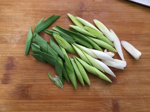 回锅土豆炒腊肉 第11张