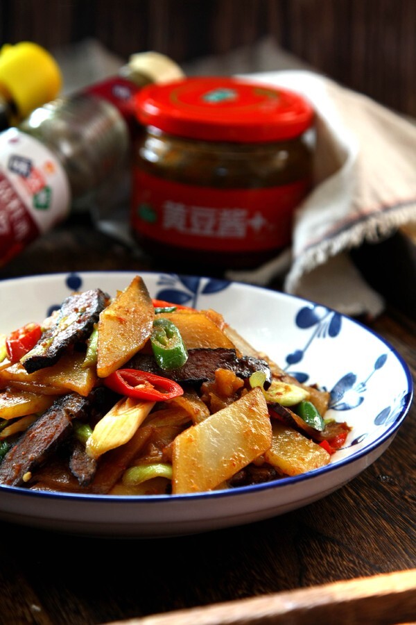 回锅土豆炒腊肉成品图 第27张