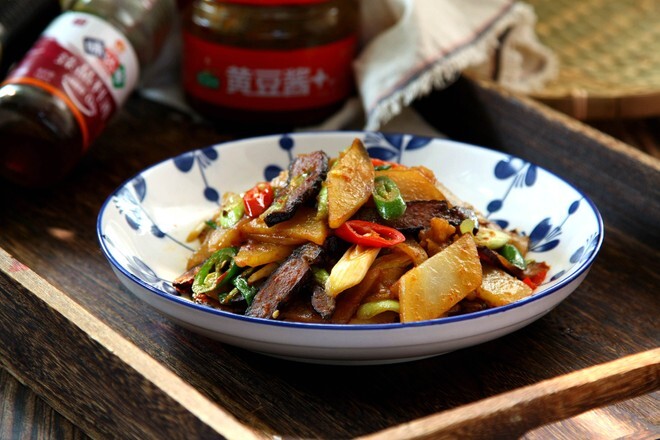回锅土豆炒腊肉成品图 第29张