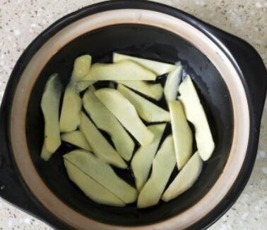 土豆排骨煲的做法步骤：5 第9张