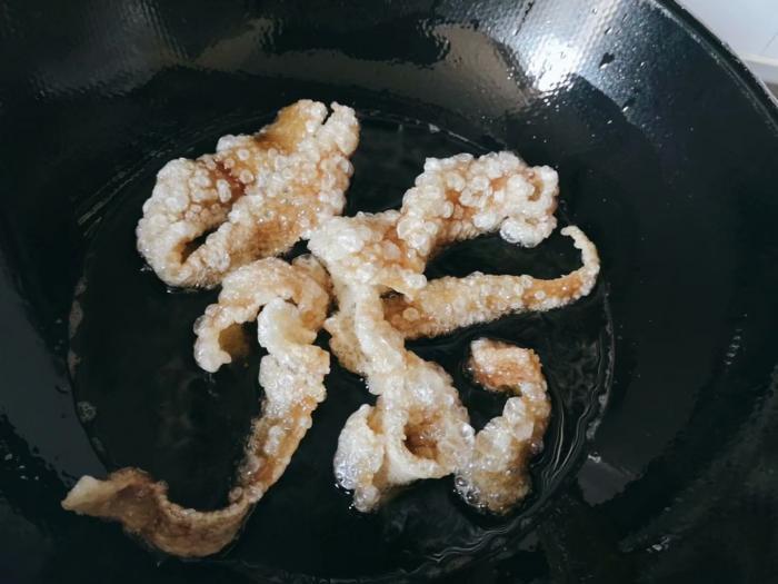 猪皮最好吃的做法分享 第15张