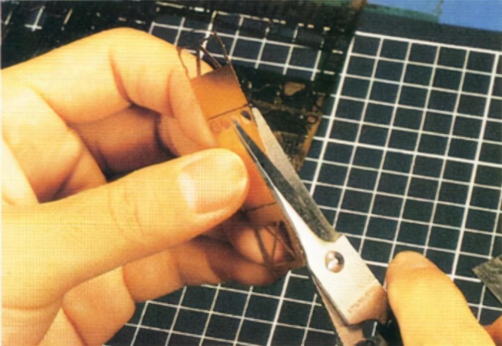 模型技巧完全手册(8)-蚀刻片的使用 第7张