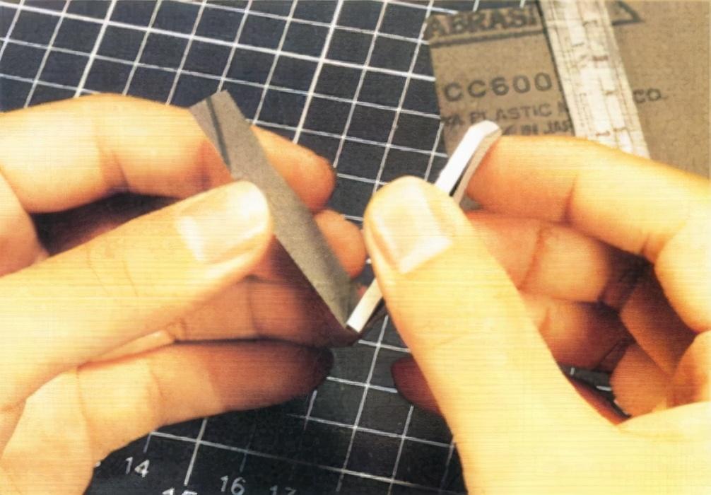 模型技巧完全手册(8)-蚀刻片的使用 第11张