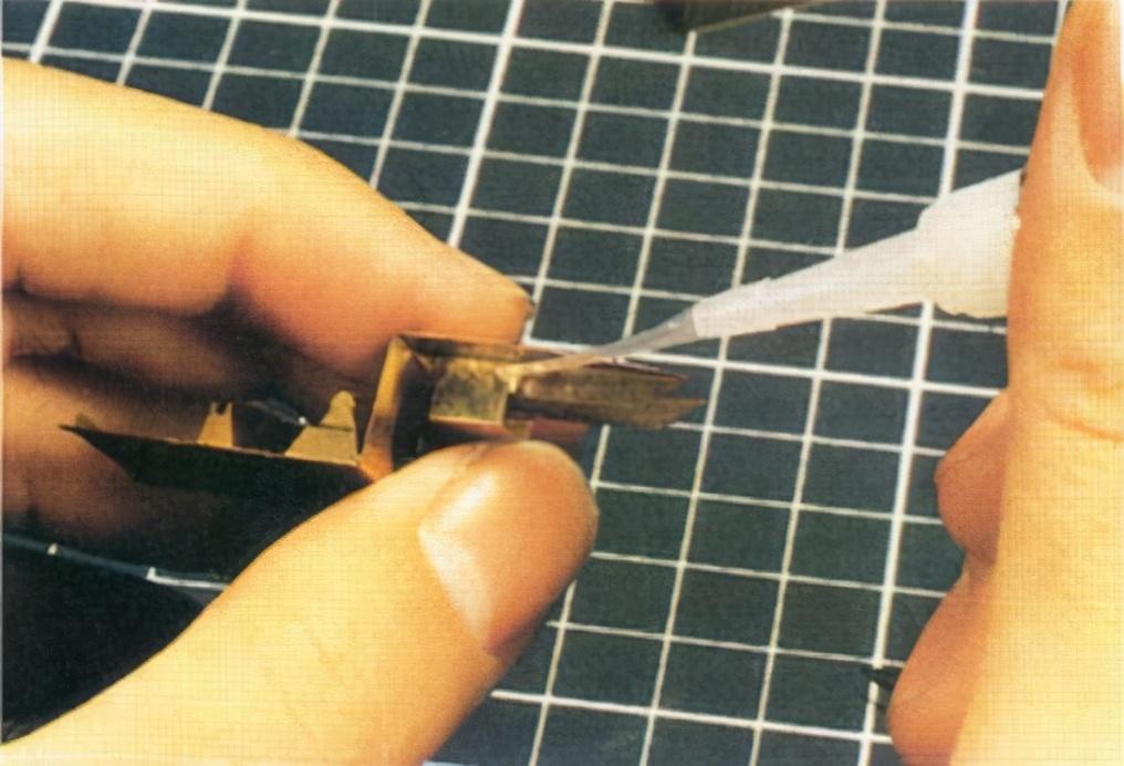 模型技巧完全手册(8)-蚀刻片的使用 第39张