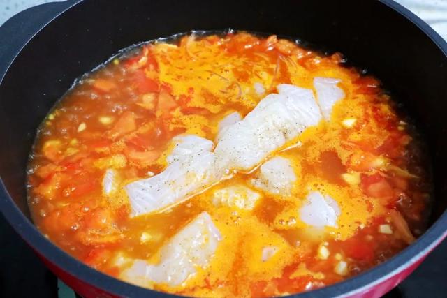 美食菜谱大全：龙利鱼粉丝番茄汤这样做，滑嫩鲜美，酸甜可口 第29张