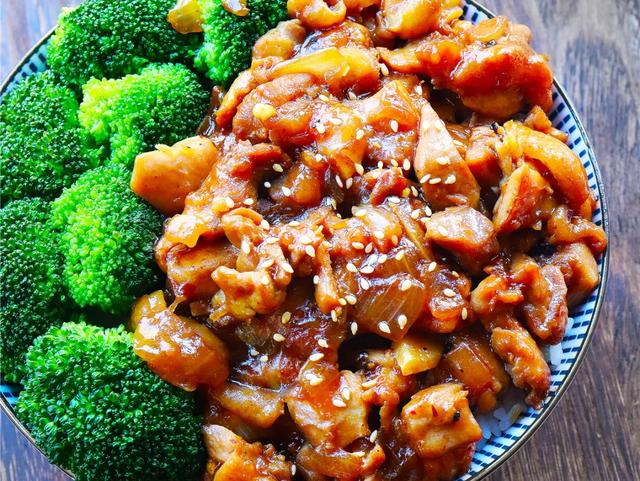 家常美食：美味黑椒鸡腿饭做法，米饭的绝佳搭档 第31张