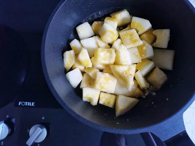 美食菜谱大全：红烧冬瓜，滋养润燥、清热解毒，秋天必备家常菜 第7张