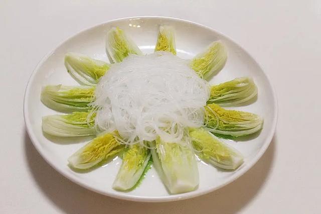 家常美食：开胃下饭的蒜蓉粉丝娃娃菜，做法简单，味道鲜美 第11张