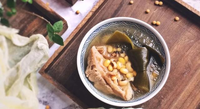 特色美食：黄豆眉豆海带骨头汤做法，一道适合秋冬喝的靓汤 第3张