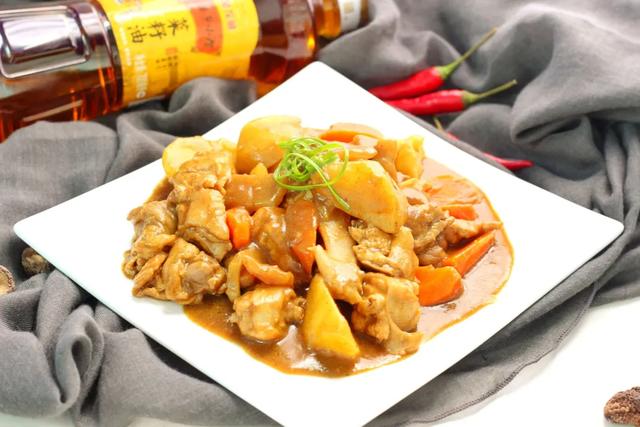 在家做饭怎么才能避免油腻?七步控油小妙招，让饮食更健康！ 第9张