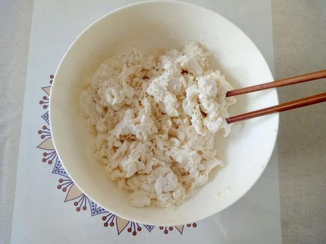 口袋饼搭配青椒土豆丝，清淡爽口，当早餐美味又健康 第3张