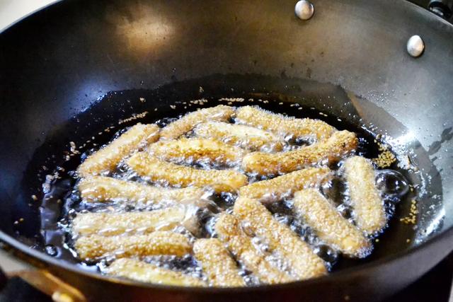 美食大全：2个鸡蛋1碗面+芝麻，童年最爱的小零嘴 第17张