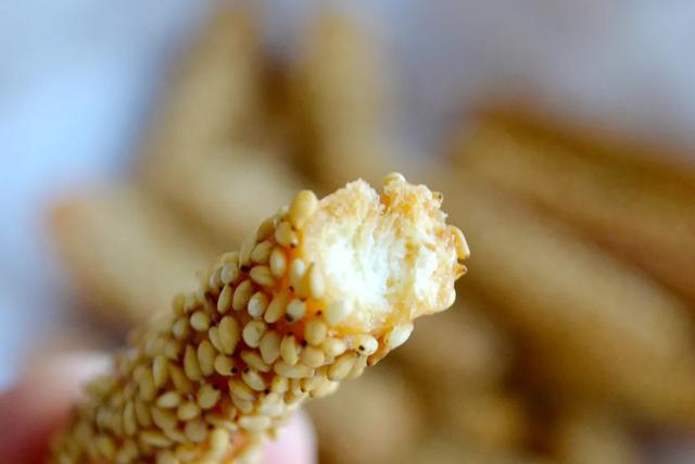 美食大全：2个鸡蛋1碗面+芝麻，童年最爱的小零嘴 第21张