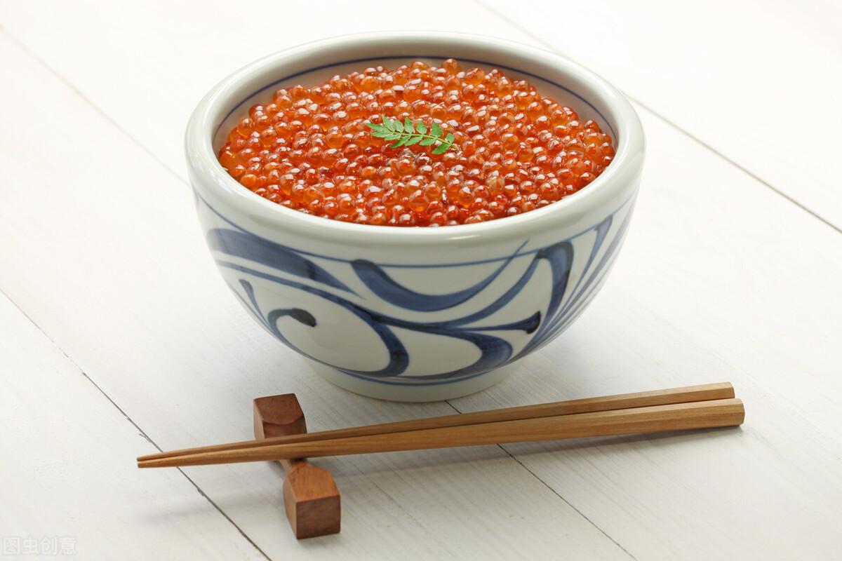 东盛澜丨鱼子酱怎么吃才正确 鱼子酱的正确食用方法教程 第1张