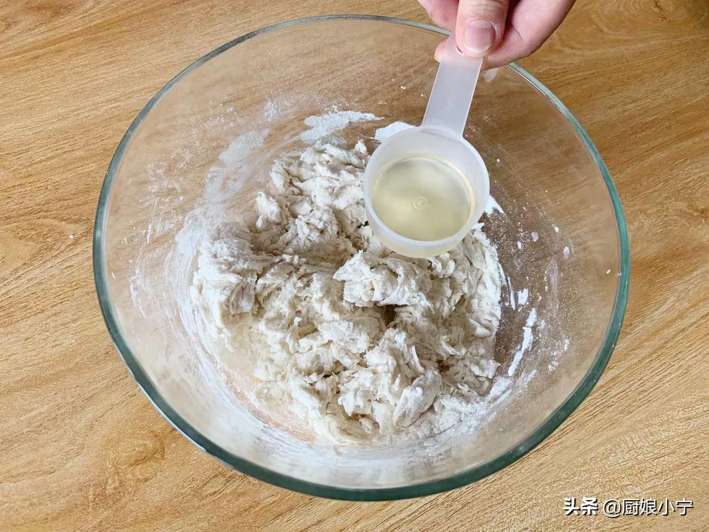 爱吃披萨不用买，学会这配方，外皮酥脆超级拉丝，媲美必胜客 第11张