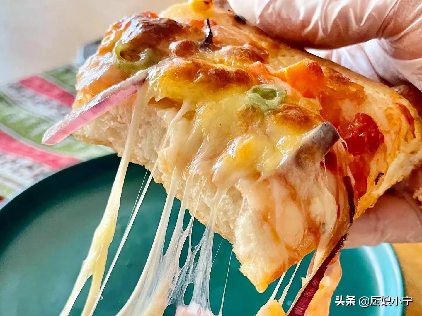 爱吃披萨不用买，学会这配方，外皮酥脆超级拉丝，媲美必胜客 第29张