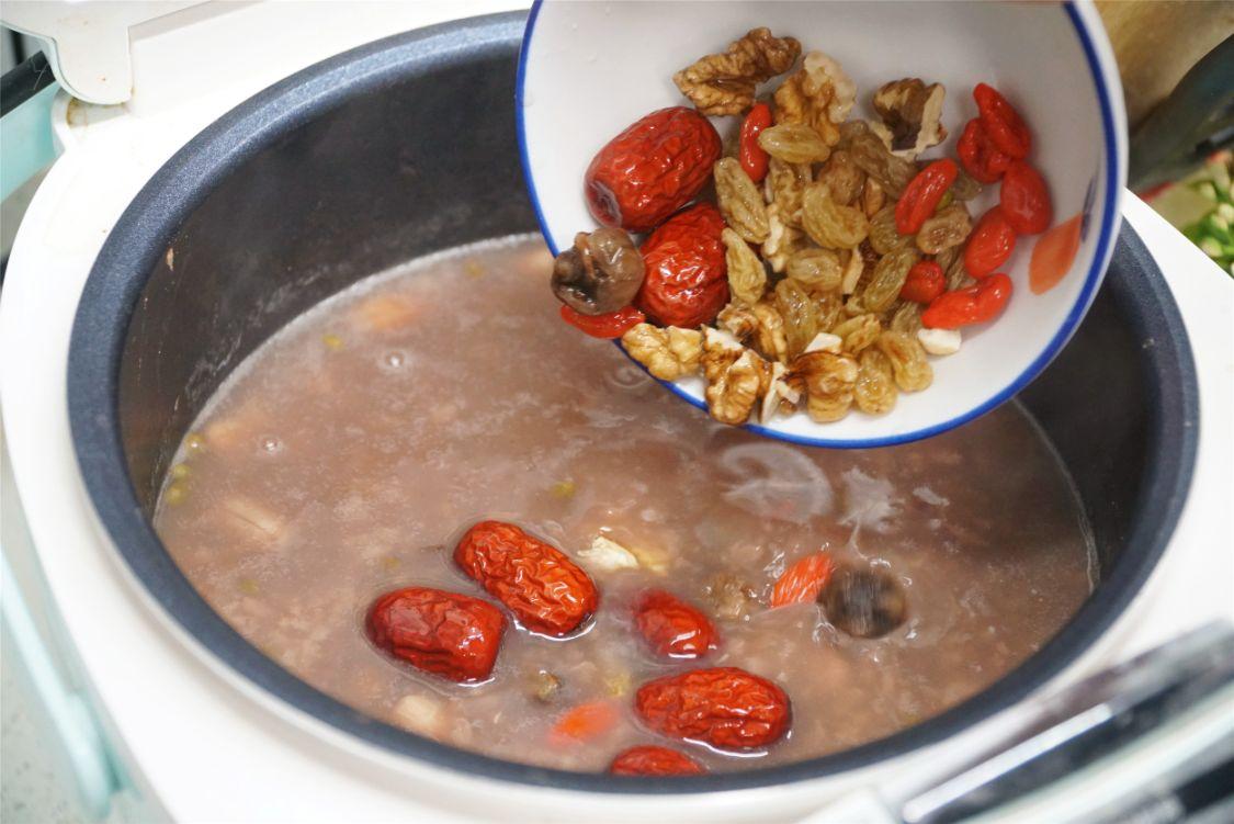 过“腊八节”，熬腊八粥的5样食材最好别少，五福俱全为家人祈福 第21张