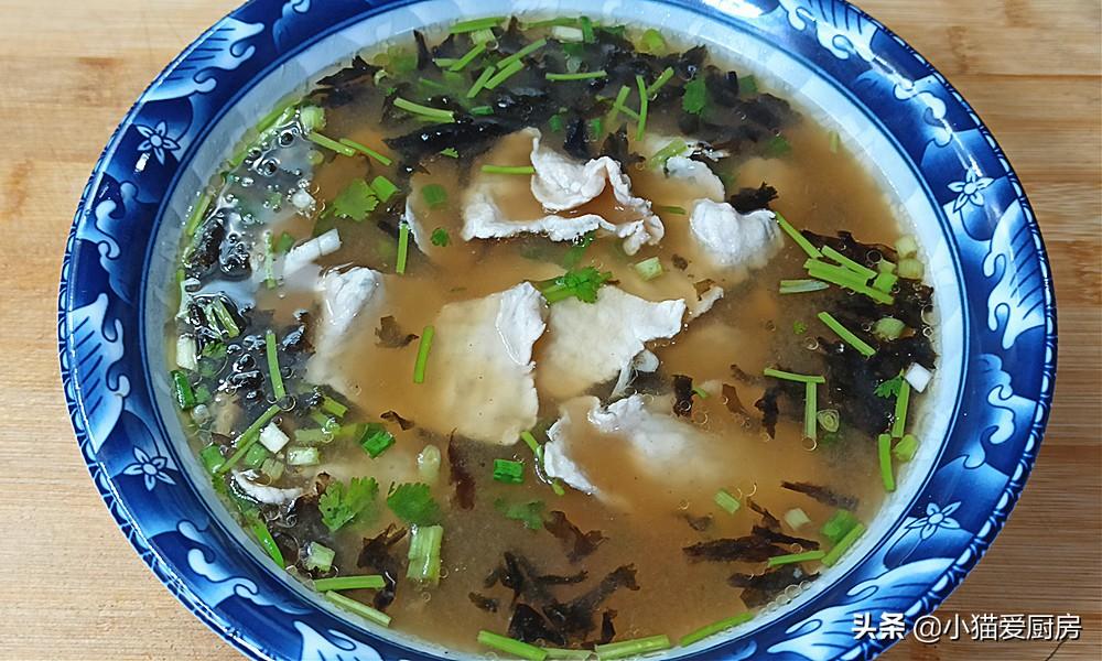 肉片这种做法，鲜香滑嫩，天天吃都不腻，孩子最喜欢吃的一道汤菜 第3张