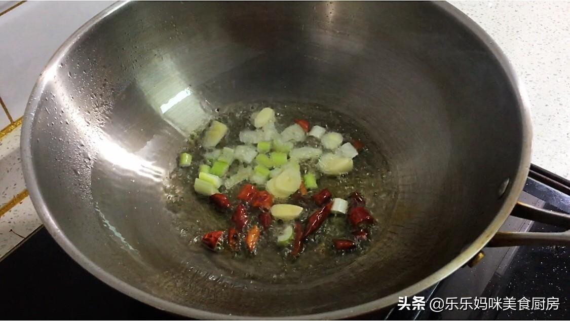 炒豌豆苗时，有人焯水有人不焯水，教你正确做法，好吃又营养 第15张